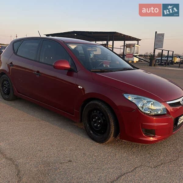 Хетчбек Hyundai i30 2010 в Одесі