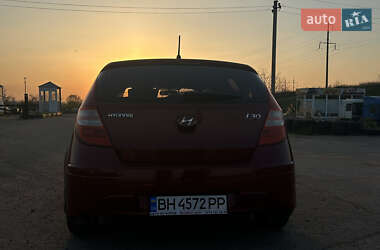 Хэтчбек Hyundai i30 2010 в Одессе