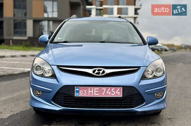 Універсал Hyundai i30 2012 в  фото 4 Універсал Hyundai i30 2012 в