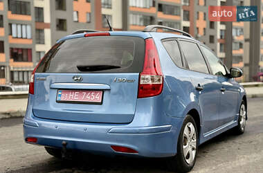 Універсал Hyundai i30 2012 в  фото 11 Універсал Hyundai i30 2012 в