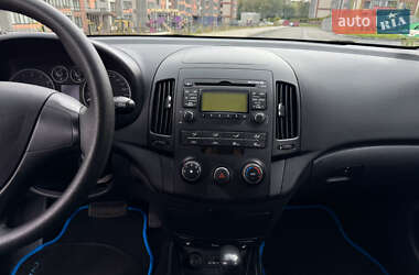 Універсал Hyundai i30 2012 в  фото 21 Універсал Hyundai i30 2012 в