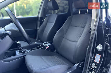 Хэтчбек Hyundai i30 2009 в 