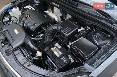 Хэтчбек Hyundai i30 2009 в 