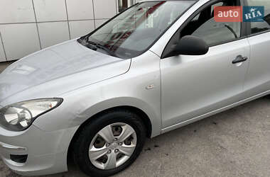 Универсал Hyundai i30 2009 в 
