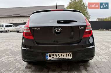 Хэтчбек Hyundai i30 2009 в 
