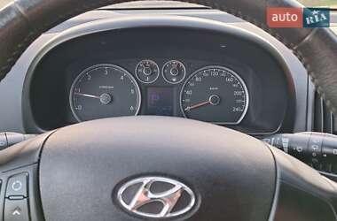 Хэтчбек Hyundai i30 2011 в 