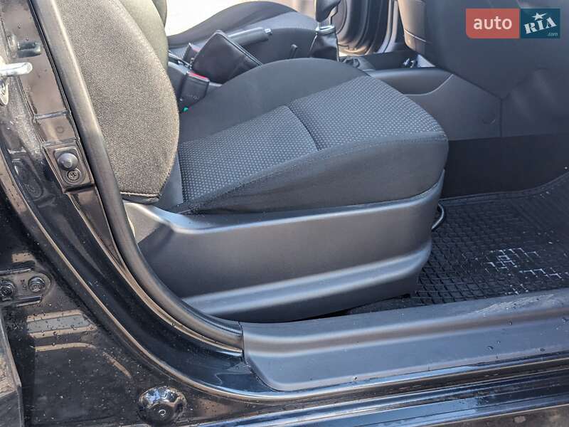 Универсал Hyundai i30 2011 в Ровно фото 11 Универсал Hyundai i30 2011 в Ровно