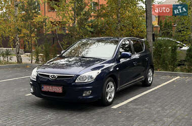 Хэтчбек Hyundai i30 2008 в Полтаве