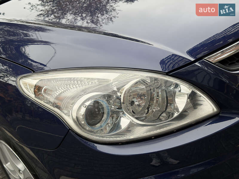 Хэтчбек Hyundai i30 2008 в Полтаве
