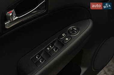 Хэтчбек Hyundai i30 2008 в 