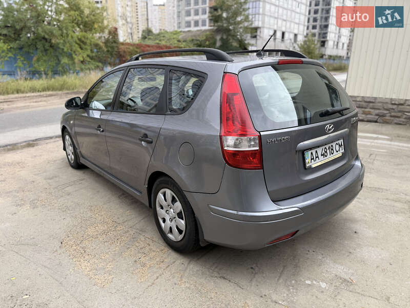 Універсал Hyundai i30 2011 в Києві