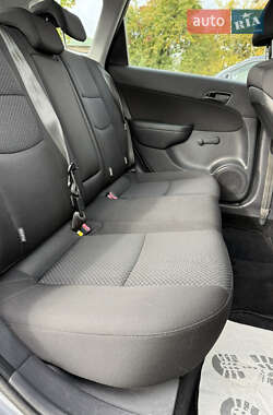 Универсал Hyundai i30 2010 в 