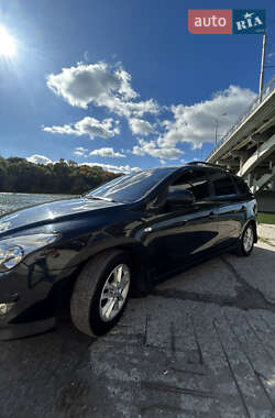 Универсал Hyundai i30 2011 в 