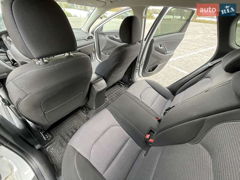 Универсал Hyundai i30 2020 в Киеве
