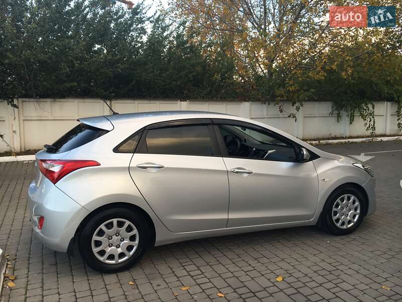 Хэтчбек Hyundai i30 2012 в Одессе фото 6 Хэтчбек Hyundai i30 2012 в Одессе