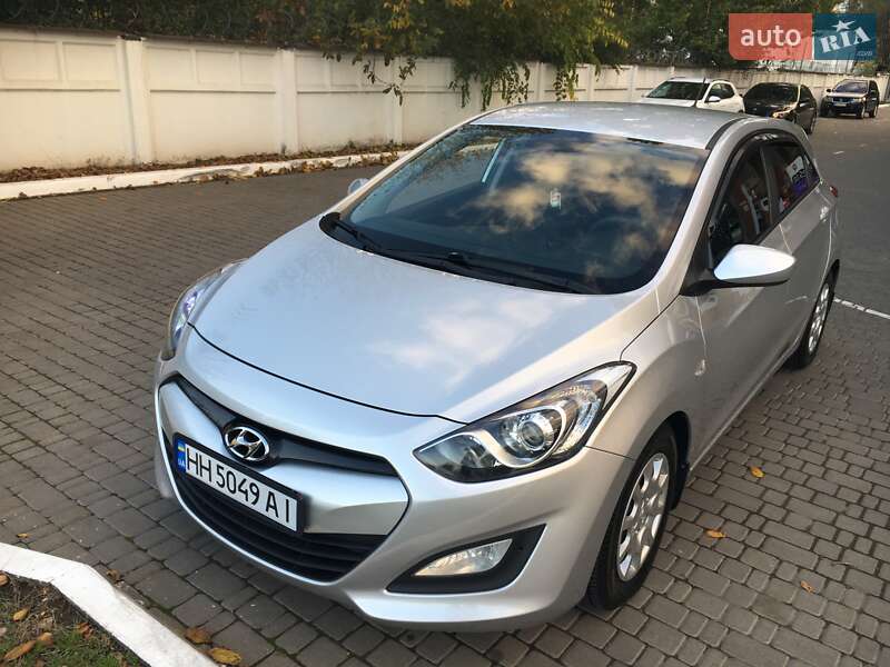 Хэтчбек Hyundai i30 2012 в Одессе фото 11 Хэтчбек Hyundai i30 2012 в Одессе