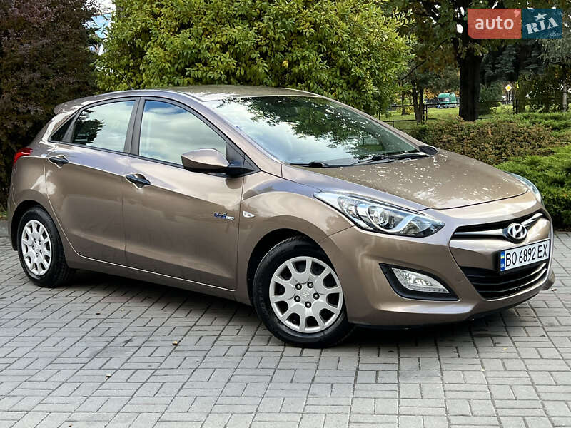 Хетчбек Hyundai i30 2014 в Тернополі