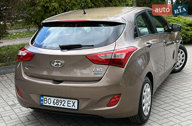 Хэтчбек Hyundai i30 2014 в 