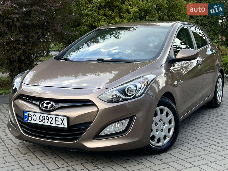 Хетчбек Hyundai i30 2014 в Тернополі