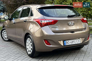 Хэтчбек Hyundai i30 2014 в 