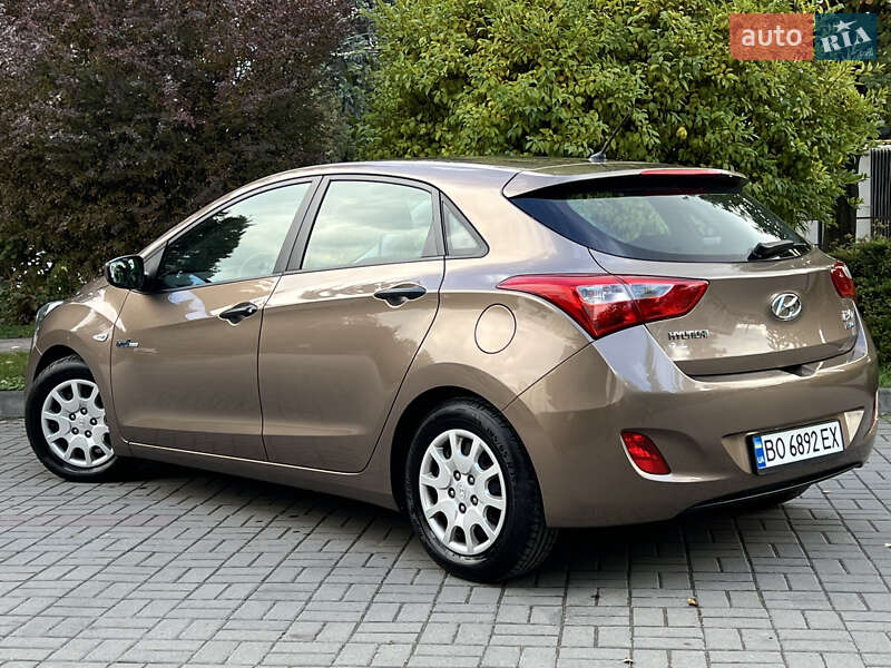 Хетчбек Hyundai i30 2014 в Тернополі