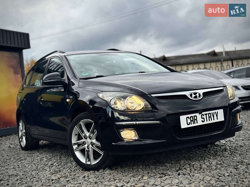 Универсал Hyundai i30 2009 в Стрые