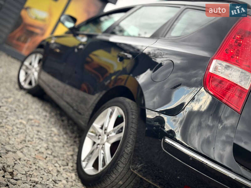 Универсал Hyundai i30 2009 в Стрые