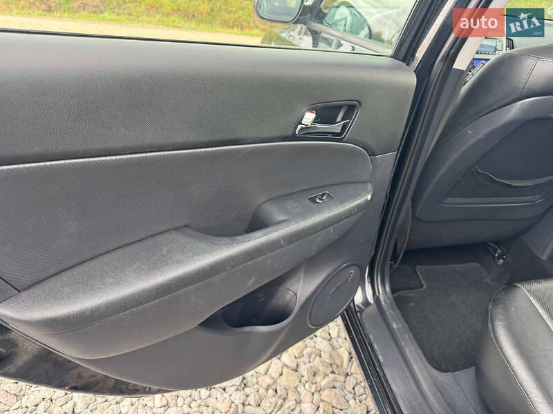 Универсал Hyundai i30 2009 в Стрые