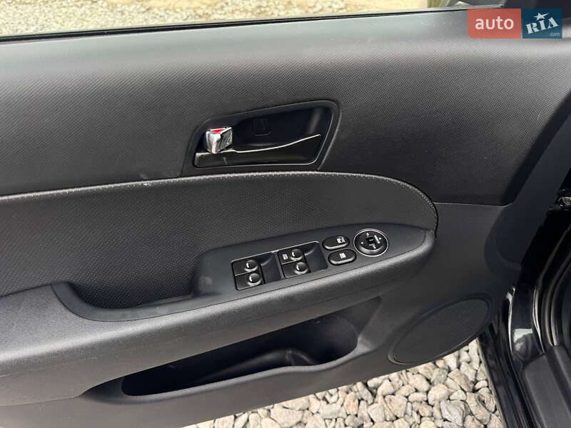 Универсал Hyundai i30 2009 в Стрые