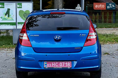 Хэтчбек Hyundai i30 2008 в 