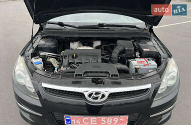 Универсал Hyundai i30 2009 в 