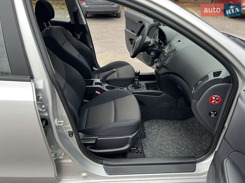 Универсал Hyundai i30 2008 в Виннице