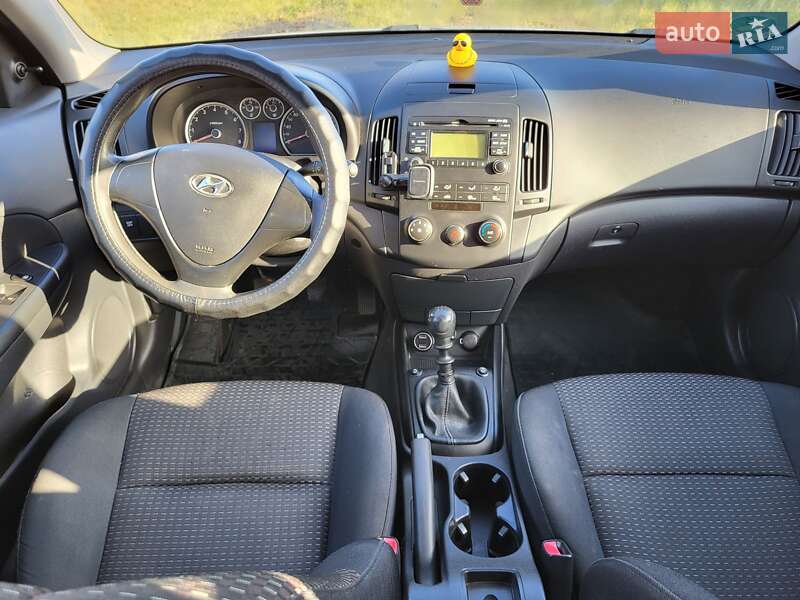 Універсал Hyundai i30 2008 в Конотопі