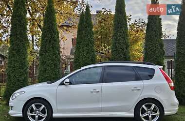 Универсал Hyundai i30 2009 в 