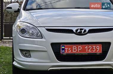 Универсал Hyundai i30 2009 в 