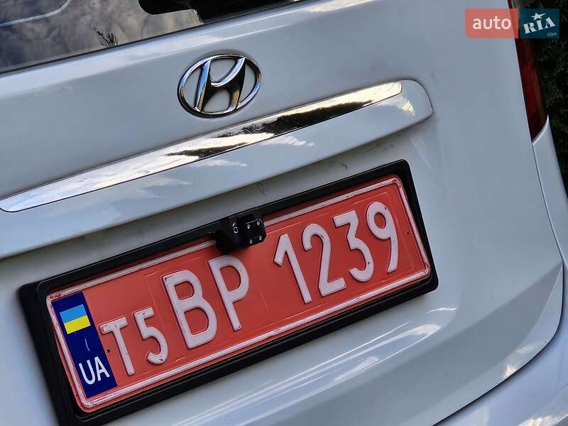 Универсал Hyundai i30 2009 в Бориславе