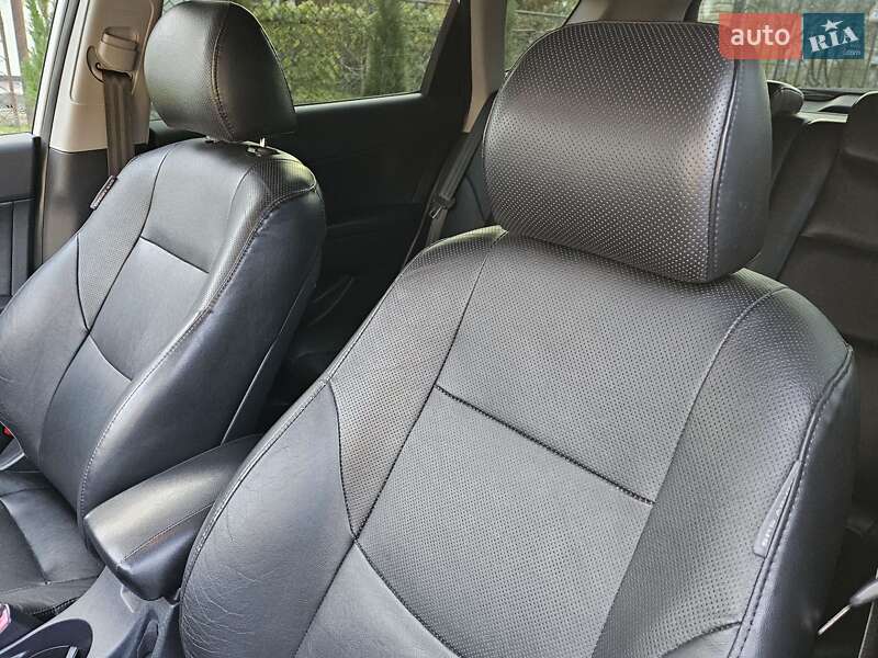 Универсал Hyundai i30 2009 в Бориславе