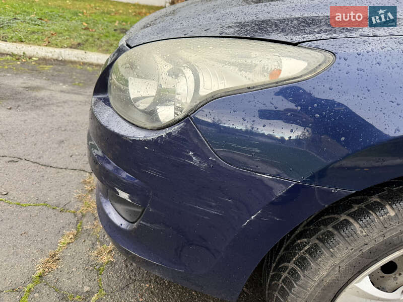 Хэтчбек Hyundai i30 2010 в Дубно фото 8 Хэтчбек Hyundai i30 2010 в Дубно