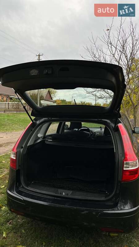 Універсал Hyundai i30 2010 в Смілі