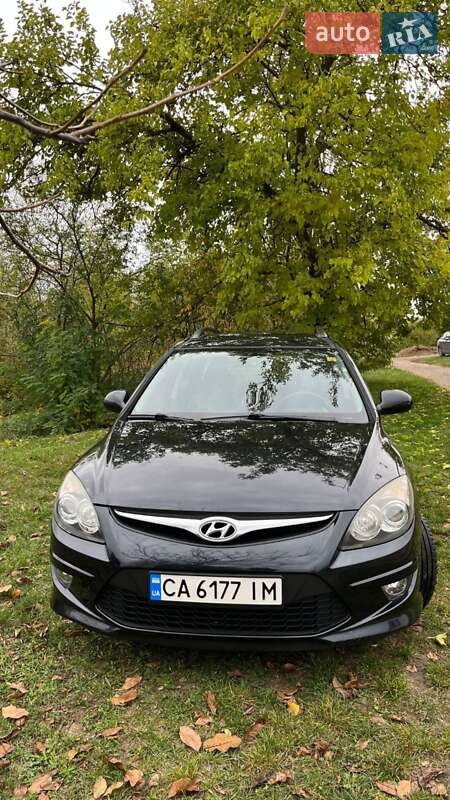 Універсал Hyundai i30 2010 в Смілі