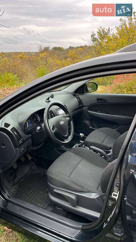 Універсал Hyundai i30 2010 в Смілі