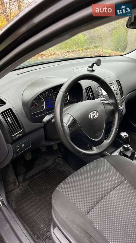 Універсал Hyundai i30 2010 в Смілі