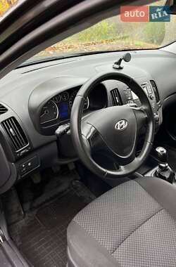 Универсал Hyundai i30 2010 в 
