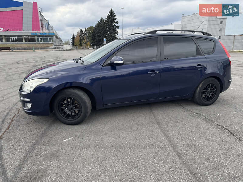 Универсал Hyundai i30 2008 в Запорожье фото 2 Универсал Hyundai i30 2008 в Запорожье