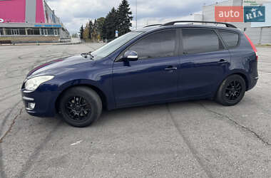 Універсал Hyundai i30 2008 в  фото 2 Універсал Hyundai i30 2008 в