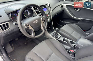 Хетчбек Hyundai i30 2014 в 