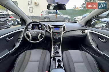 Хетчбек Hyundai i30 2014 в 