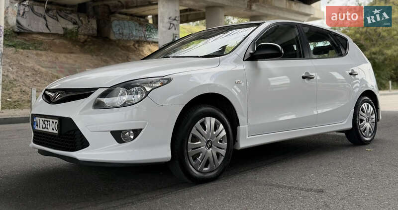 Хетчбек Hyundai i30 2010 в Одесі