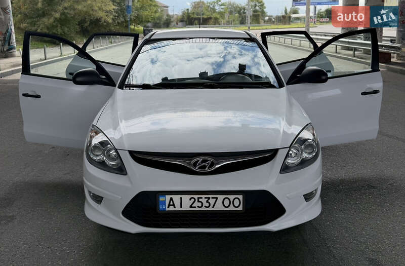 Хетчбек Hyundai i30 2010 в Одесі