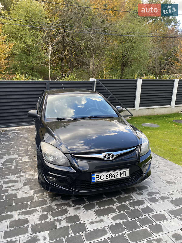 Hyundai i30 2011